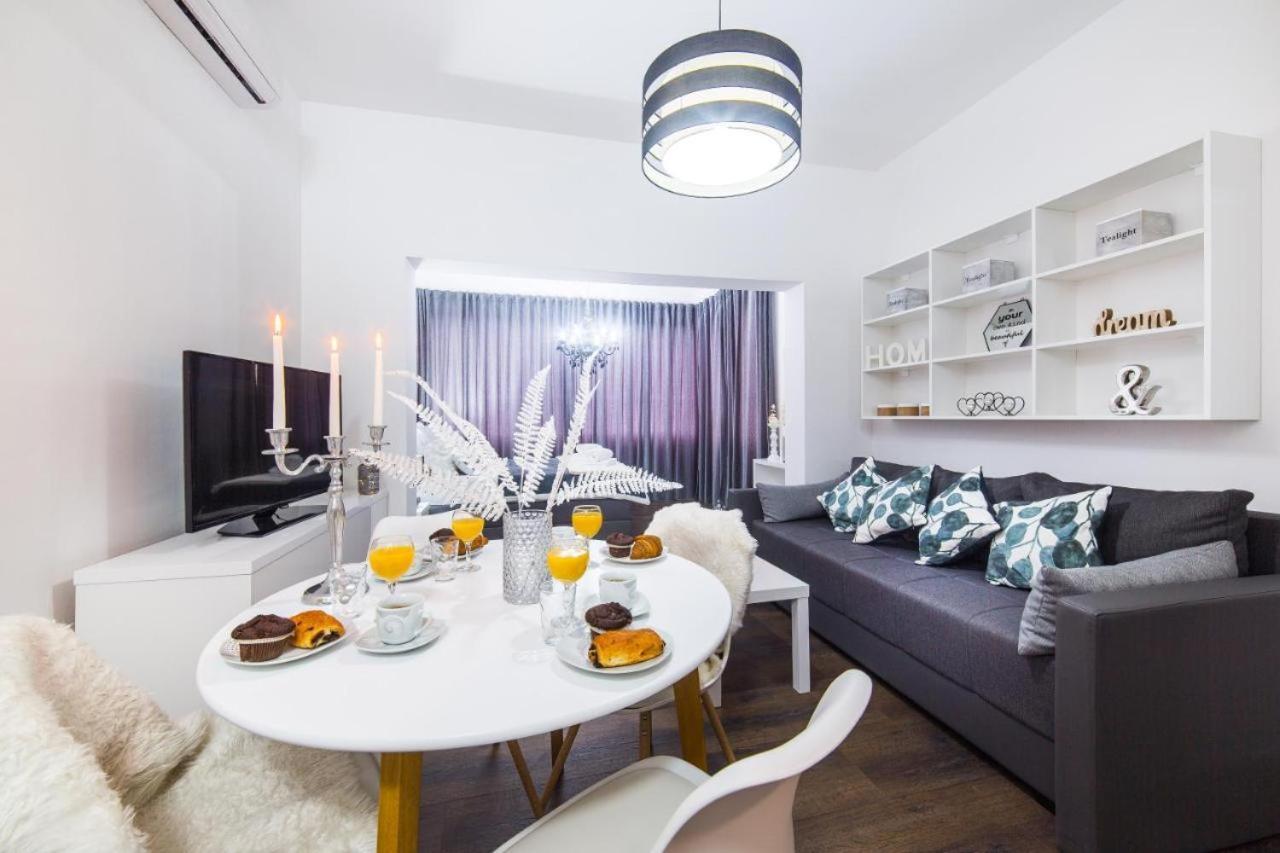 Ipm Apartments Kastela Exterior photo